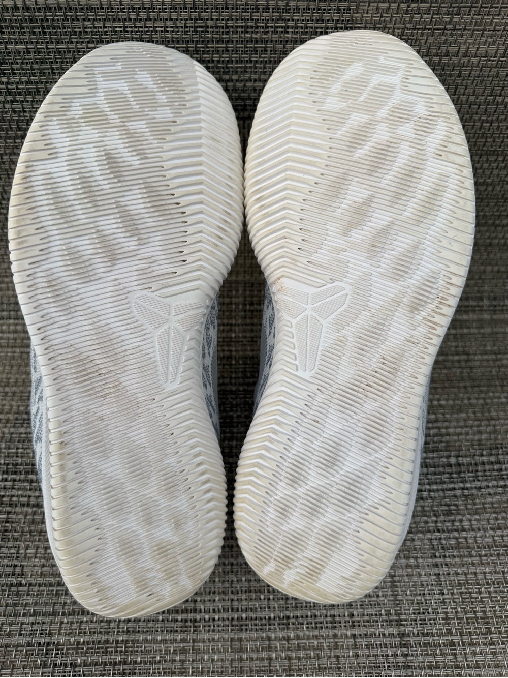 Nike Mamba Rage Pure Platinum Men’s Kobe Bryant White 908972-100 Size 9.5 - Picture 15 of 16